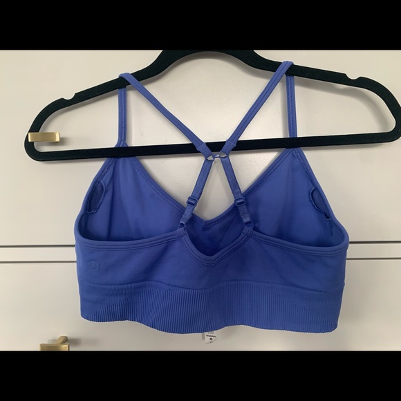 Lululemon Sports bra - Blue - size 10 - Picture 5 of 5